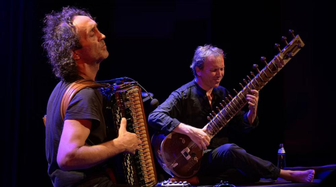 Poster für Akkordeon & Sitar