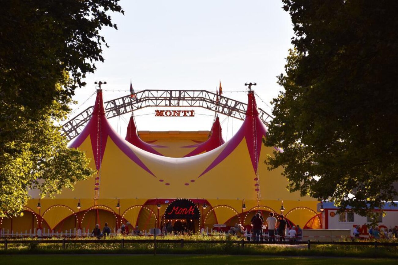 Poster für Circus Monti
